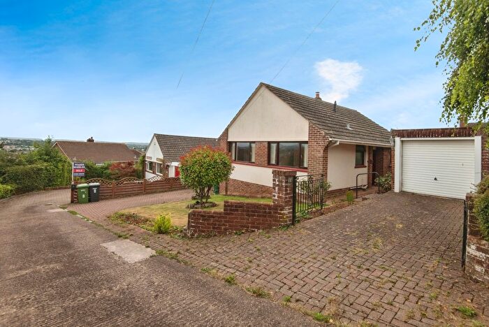 3 Bedroom Bungalow For Sale In Croft Chase, Exeter, Devon, EX4