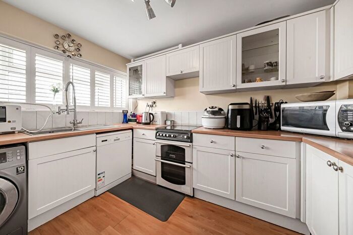 2 Bedroom Terraced House For Sale In School Road, Ashford, TW15