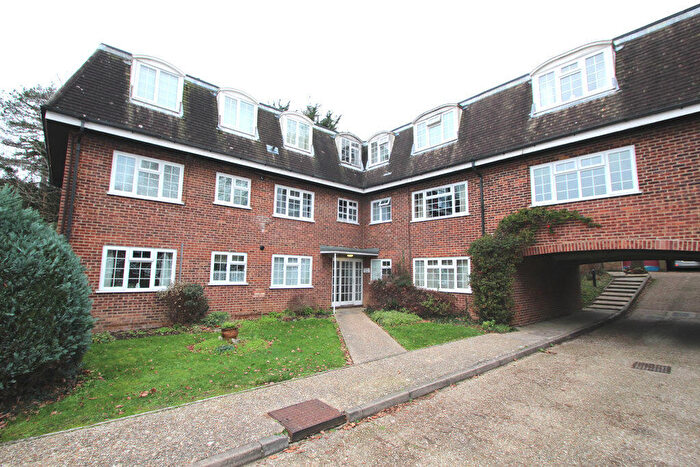 1 Bedroom Flat To Rent In Justin Close, Fareham, Hampshire, PO14
