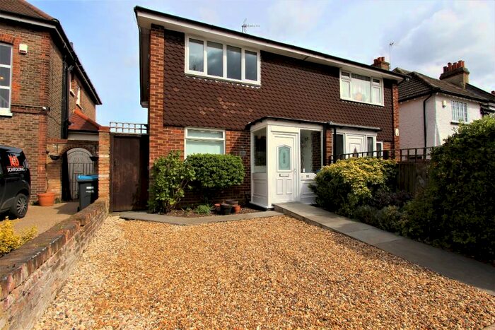 3 Bedroom Semi-Detached House To Rent In Abbey Road, London, EN1