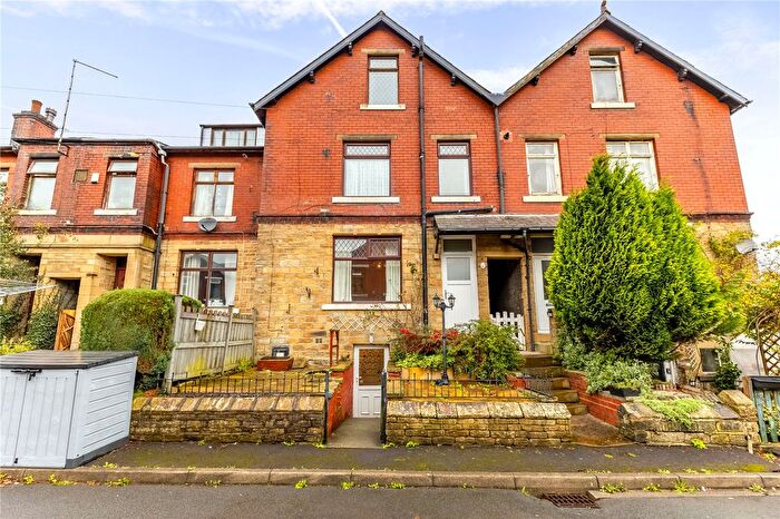 2 Bedroom Terraced House For Sale In Grange Cottages, Marsden, Huddersfield, HD7