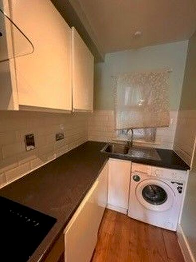 2 Bedroom Flat To Rent In Park Street, Luton, LU1