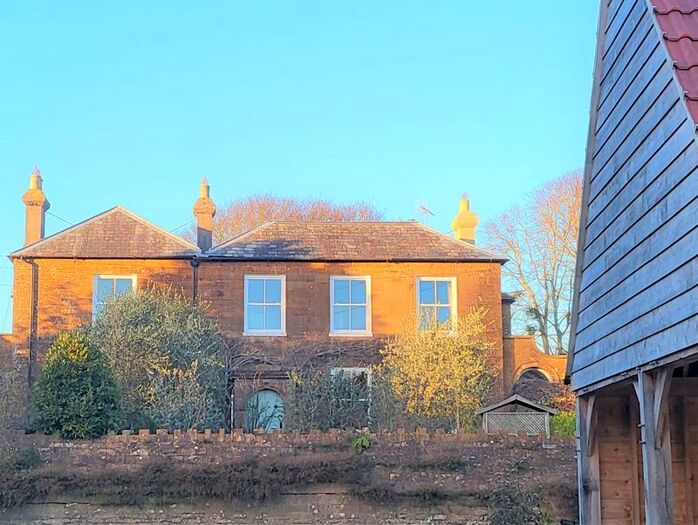 3 Bedroom Maisonette To Rent In Merriott Road, Hinton St. George, TA17