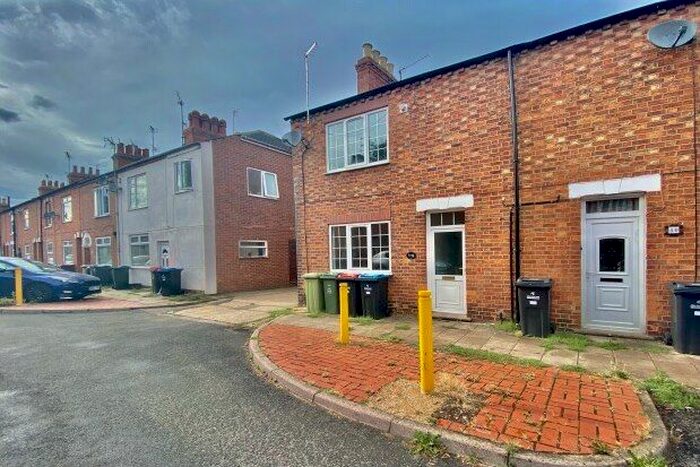 2 Bedroom Property To Rent In St. Mary Street, Milton Keynes, MK13