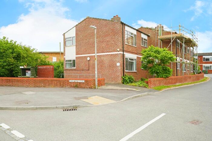 1 Bedroom Flat For Sale In Saye & Sele Close, Grendon Underwood, Aylesbury, HP18