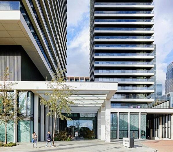 1 Bedroom Apartment To Rent In Wardian Tower, Bagshaw Building, South Quay, Canary Wharf, London, E14