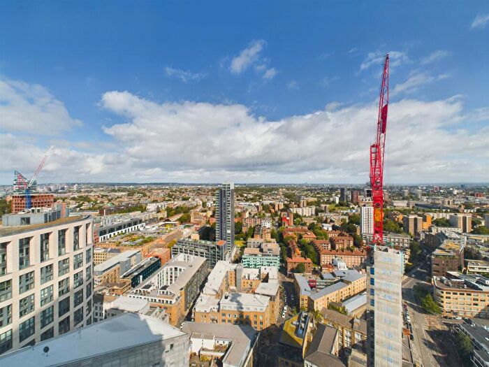 2 Bedroom Apartment For Sale In The Atlas, City Road, Old Street, EC1V