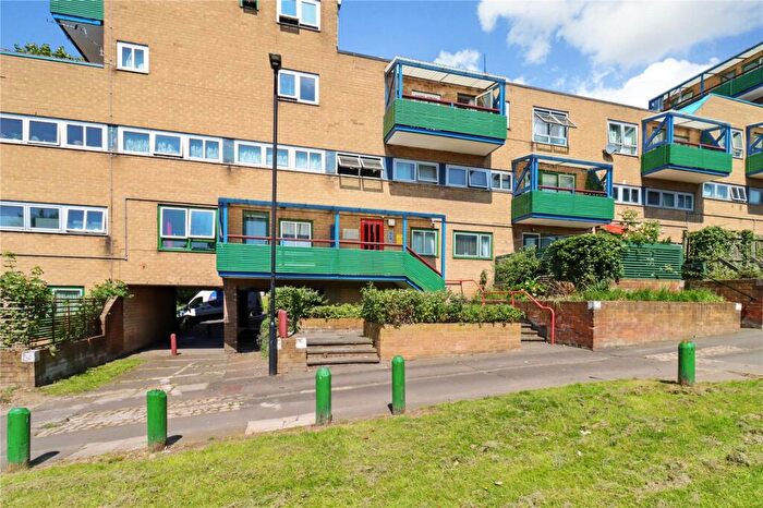 2 Bedroom Flat To Rent In Northumberland Terrace, Newcastle Upon Tyne, Tyne And Wear, NE6