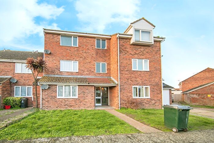 1 Bedroom Flat For Sale In Merstham Drive, Clacton-On-Sea, CO16