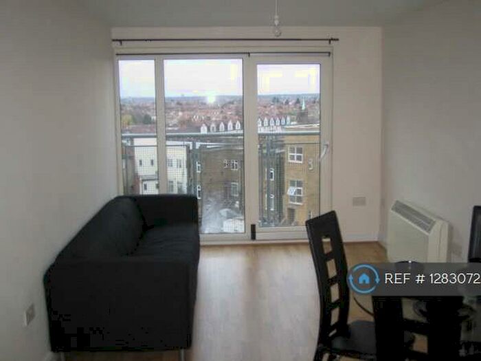 1 Bedroom Flat To Rent In City Gate House, Ilford, IG2