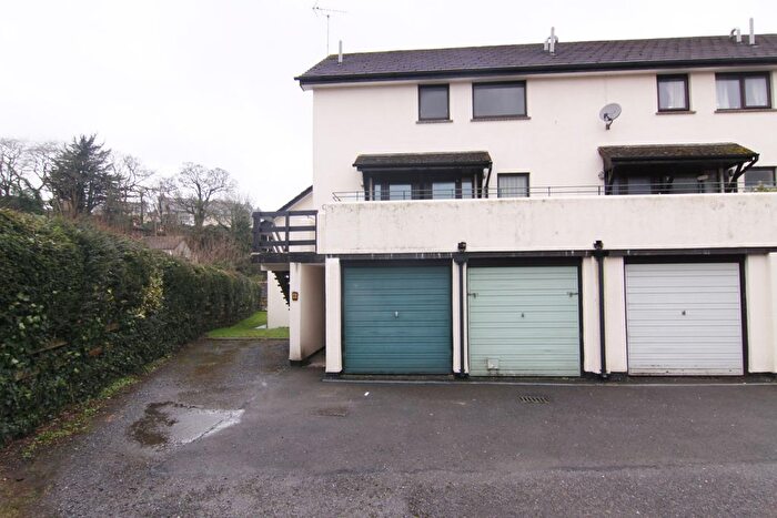 1 Bedroom Flat For Sale In Jacobs Pool, Okehampton, Devon, EX20