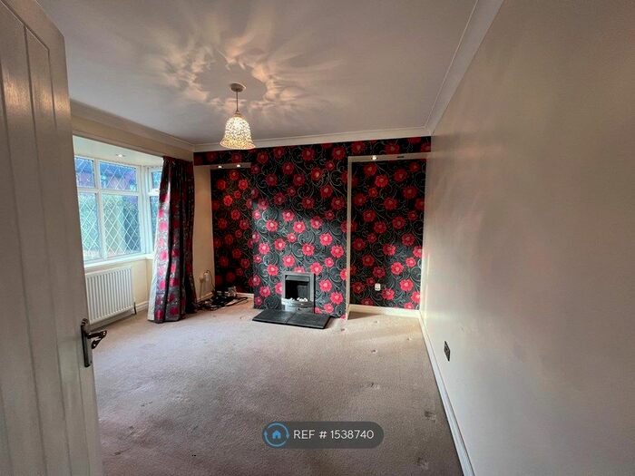 3 Bedroom Semi-Detached House To Rent In Dunkirk Street, Manchester, M43