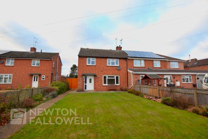 3 Bedroom Semi-Detached House To Rent In Burley Road, Oakham, LE15