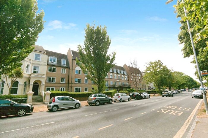 1 Bedroom Flat For Sale In The Avenue, Eastbourne, East Sussex, BN21
