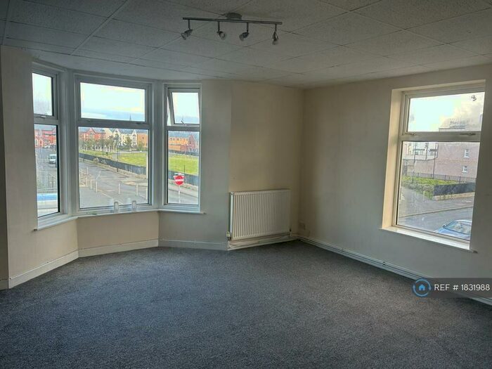 2 Bedroom Flat To Rent In Aquarium Street, Rhyl, LL18