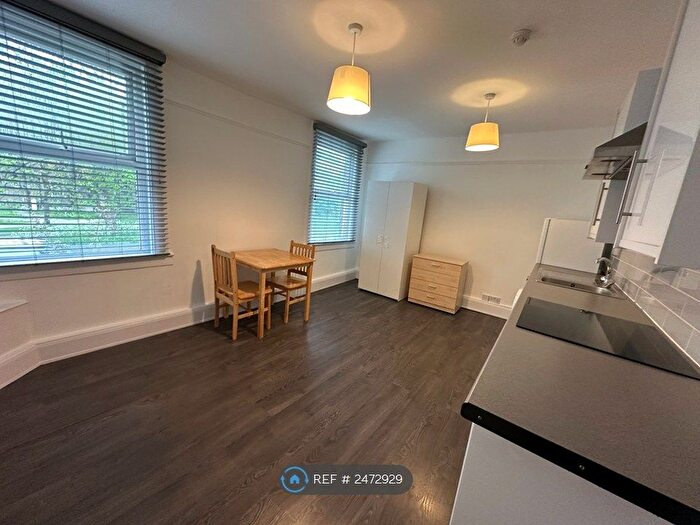 Studio To Rent In Church Street, London, N9