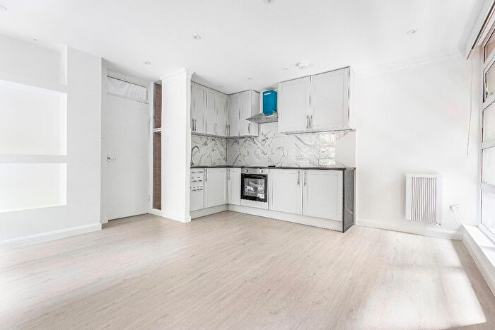 1 Bedroom Flat To Rent In Elephant Lane, London, SE16