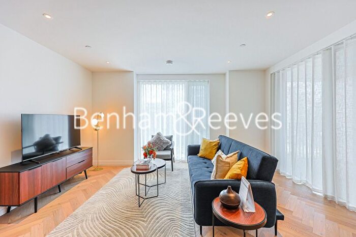 1 Bedroom Flat To Rent In Chelsea Creek, Kings Tower, SW6