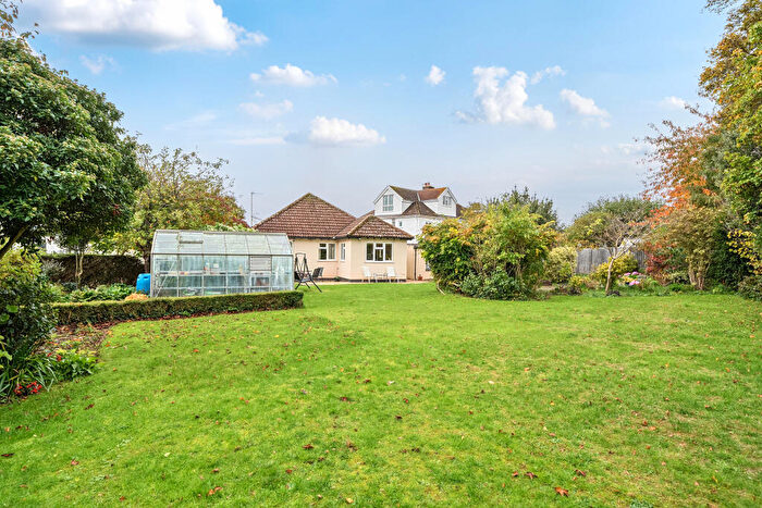 3 Bedroom Bungalow For Sale In Haytor Park, Stoke Bishop, Bristol, BS9