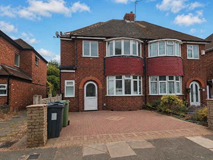 4 Bedroom Semi Detached House For Sale In Gotham Road, South Yardley, Birmingham, B26