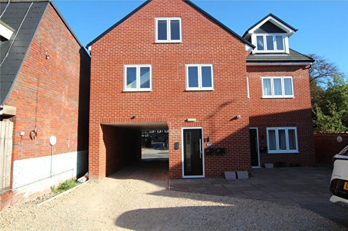 2 Bedroom Apartment To Rent In Walton Road, Aylesbury, Buckinghamshire, HP21