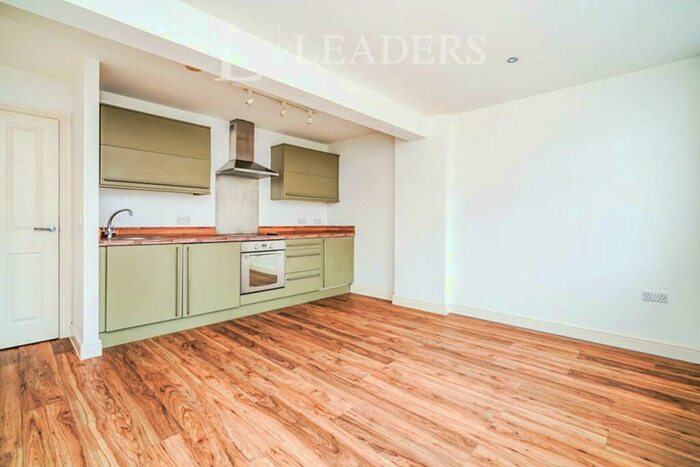 1 Bedroom Apartment To Rent In Castle Chambers, Lansdowne Hill, Southampton, SO14