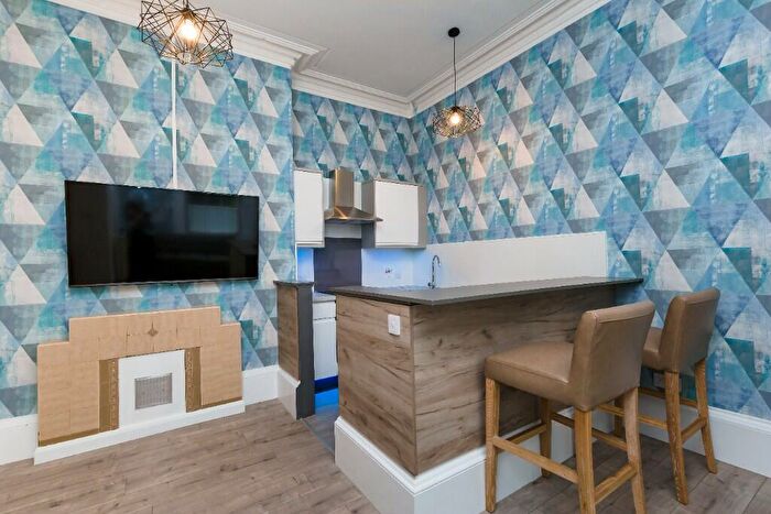 1 Bedroom Apartment To Rent In Leazes Terrace, Newcastle Upon Tyne, NE1