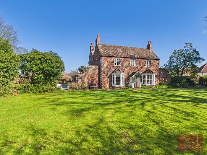 4 Bedroom Detached House For Sale In Charlynch Road, Spaxton, Bridgwater, TA5