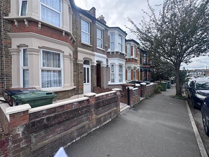 4 Bedroom Terraced House To Rent In Claude Road, London, E10