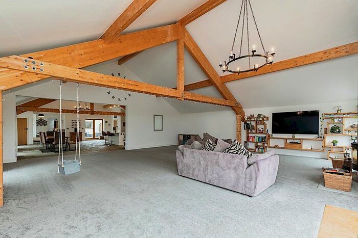 4 Bedroom Detached House For Sale In Old Gloucester Road, Winterbourne, Bristol, BS36