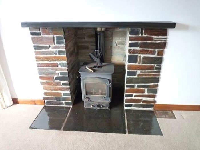 4 Bedroom Town House To Rent In Sutcombe, Holsworthy, EX22