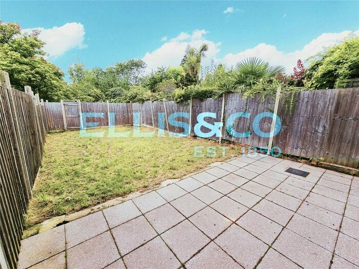 2 Bedroom Flat To Rent In Salisbury Road, Harrow, HA1