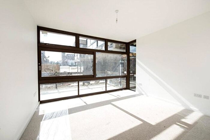 2 Bedroom Apartment For Sale In Cabanel Place, Lambeth, London, SE11 - Photo 8