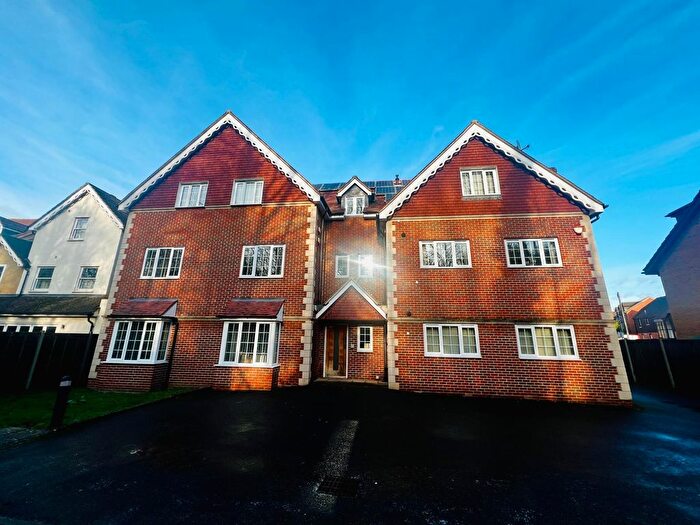 2 Bedroom Flat To Rent In Holmesdale Road, Reigate, RH2