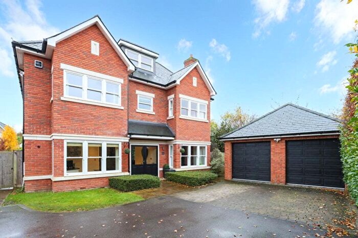 5 Bedroom Detached House To Rent In Oakshade Road, Oxshott, Surrey, KT22