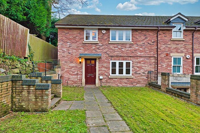 3 Bedroom Town House For Sale In Mill Rise, Helsby, Frodsham, WA6