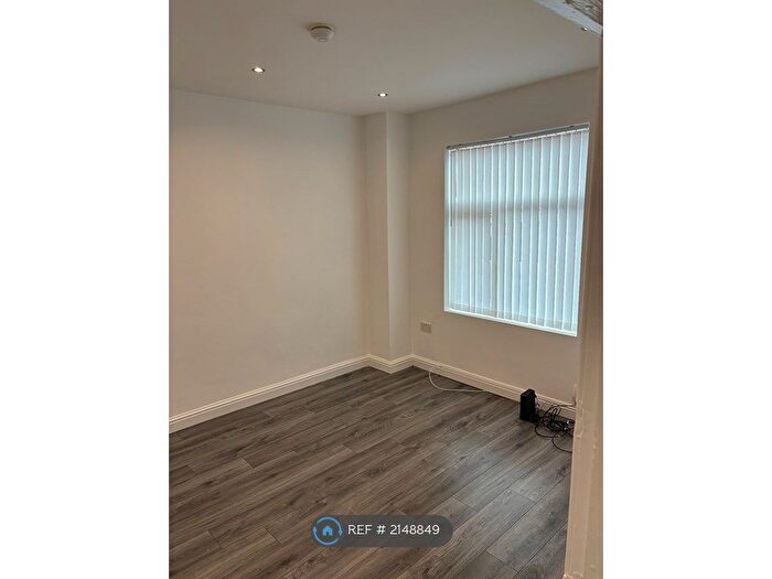 1 Bedroom Flat To Rent In Pendleton Road, Liverpool, L4