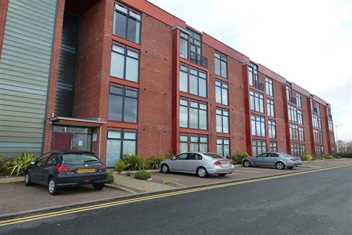 2 Bedroom Apartment For Sale In Lauriston Close, Manchester, M22