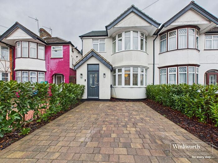 4 Bedroom Semi Detached House For Sale In Boycroft Avenue, Kingsbury, London, NW9