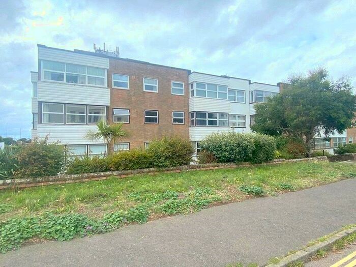 1 Bedroom Apartment To Rent In Channel Keep, St. Augustine Road, Littlehampton, West Sussex, BN17