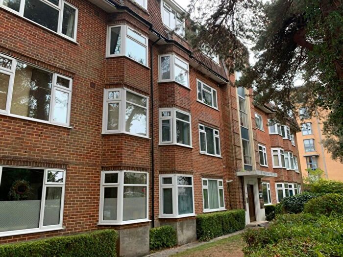 1 Bedroom Flat For Sale In Manor Road, Bournemouth, BH1