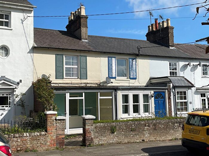 3 Bedroom Terraced House For Sale In Park Road, Tring, HP23
