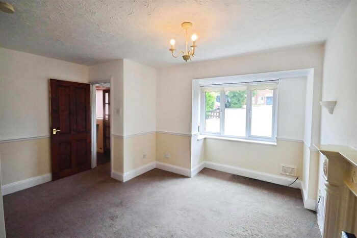 2 Bedroom Terraced House To Rent In Haslington Close, Waterhayes, ST5