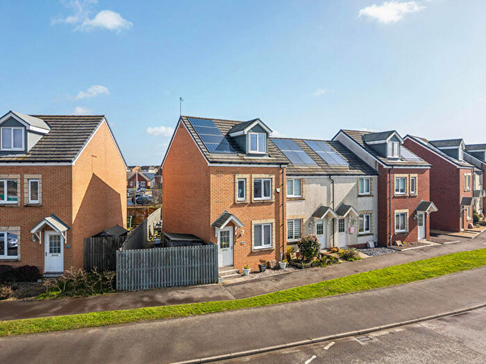 3 Bedroom End Of Terrace House For Sale In Barrangary Road, Bishopton, PA7