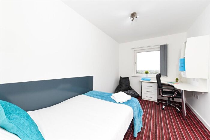 1 Bedroom Flat To Rent In Welford Road, Knighton Fields, Leicester, LE2