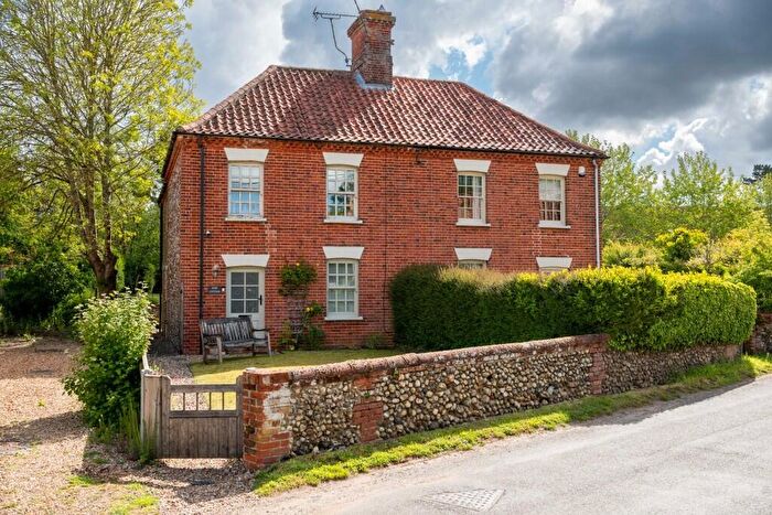 3 Bedroom Cottage For Sale In Little Snoring, NR21