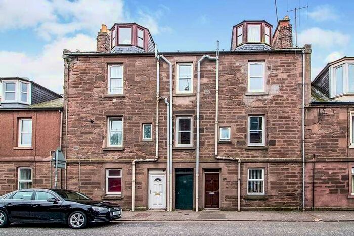 1 Bedroom Apartment To Rent In Hill Street, Montrose, Angus, DD10