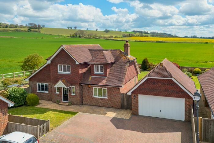 4 Bedroom Detached House For Sale In Country Ways, Lenham, Maidstone, ME17