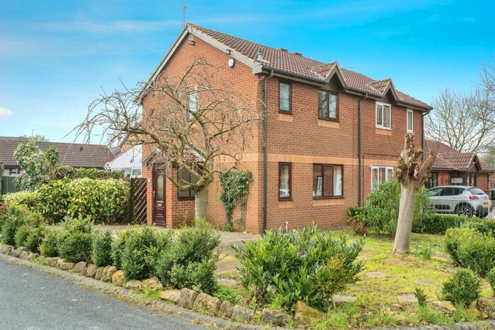 2 Bedroom Semi-Detached House For Sale In Springwell Gardens, Balby, Doncaster, DN4