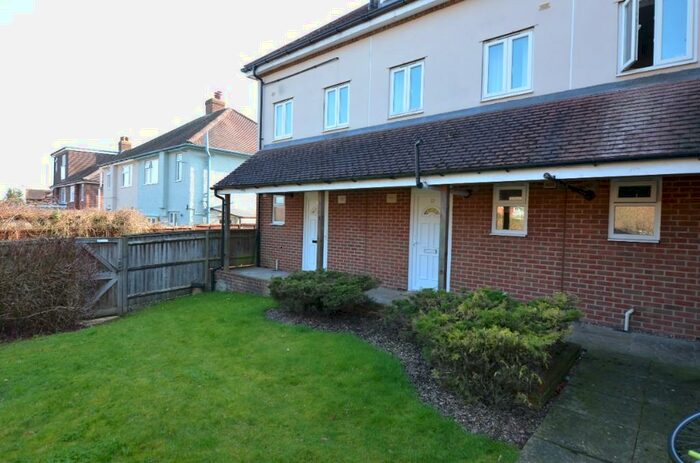 2 Bedroom Ground Maisonette To Rent In The Avenue, Kennington Oxford, OX1